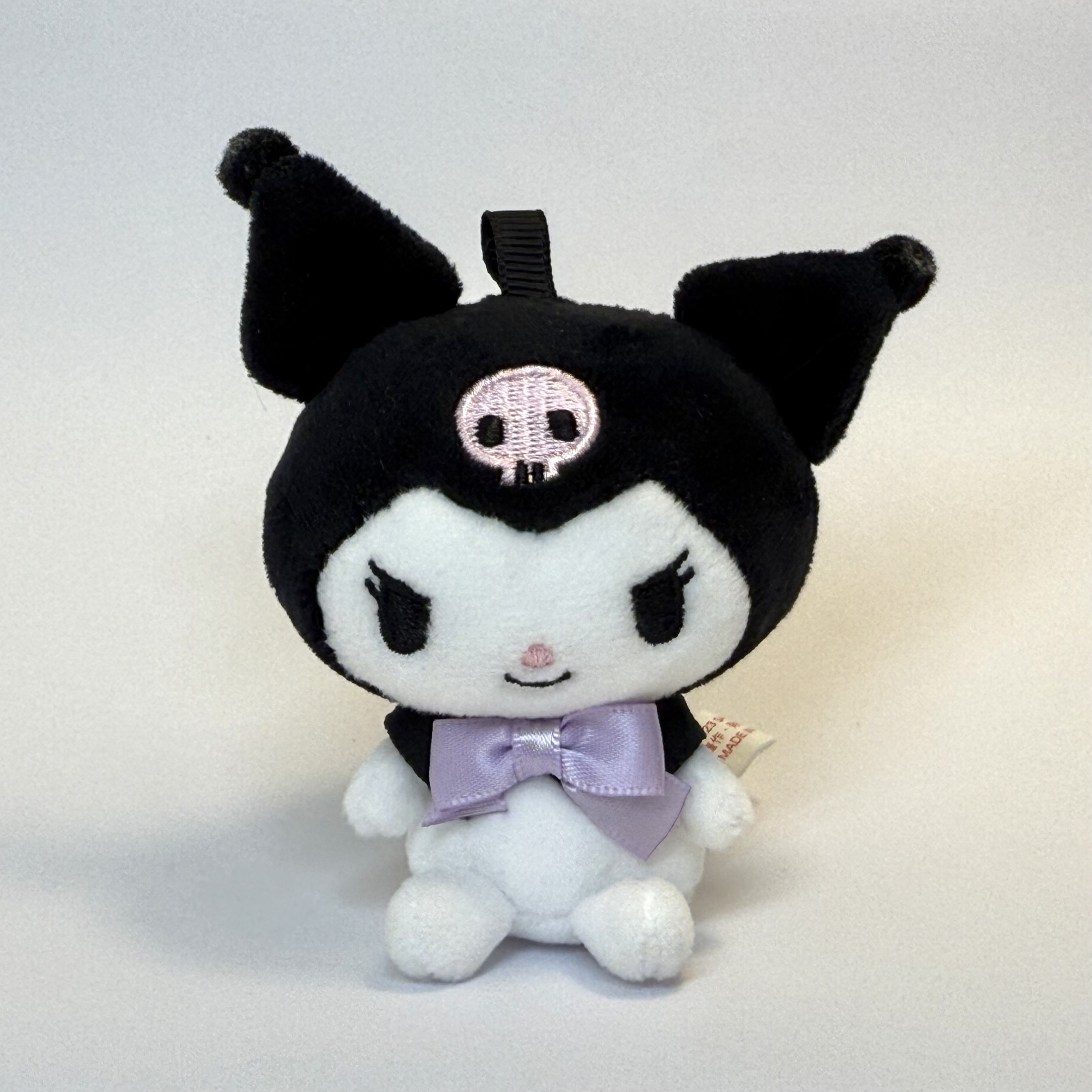 complex geometry: kuromi doll angle 1, the front view